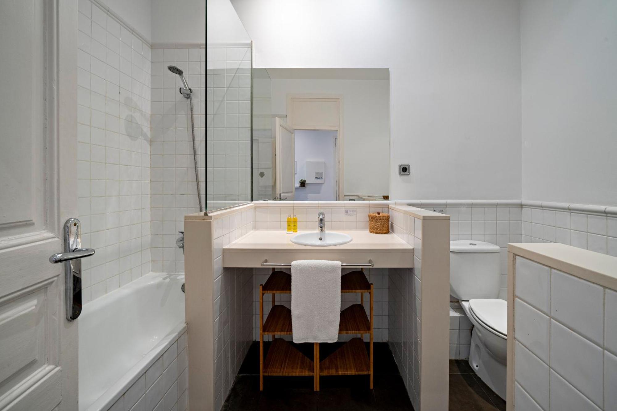 ברצלונה Habitat Apartments Eixample Balconies. מראה חיצוני תמונה
